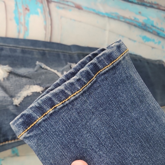 Judy Blue Denim Arts Co distressed jeans # DA8601MD - Picture 3 of 7